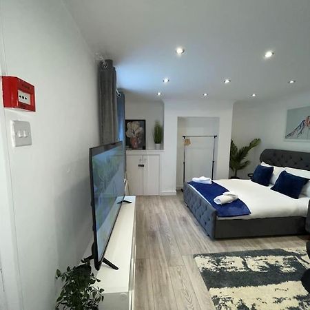 Stylish Cosy Studio Apartment Gravesend Dış mekan fotoğraf